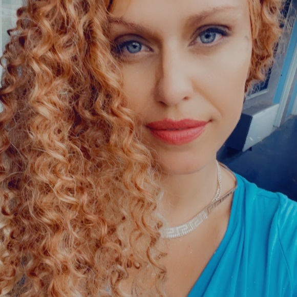 Meet your Posher, Bianca - Picture 6 of 16